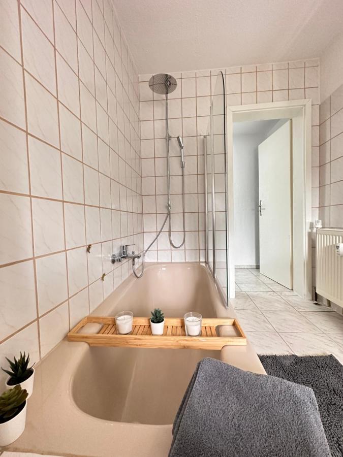 Appartement Auhagen - Kueche, Badewanne, Regendusche, Netflix Екстер'єр фото